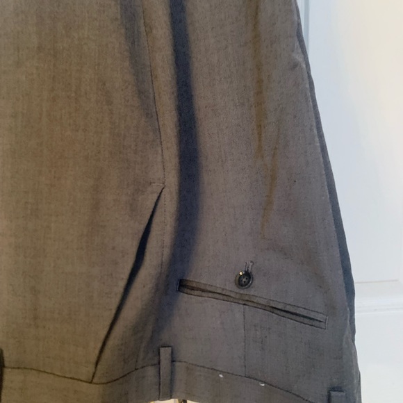 Express Suit - Picture 8 of 13